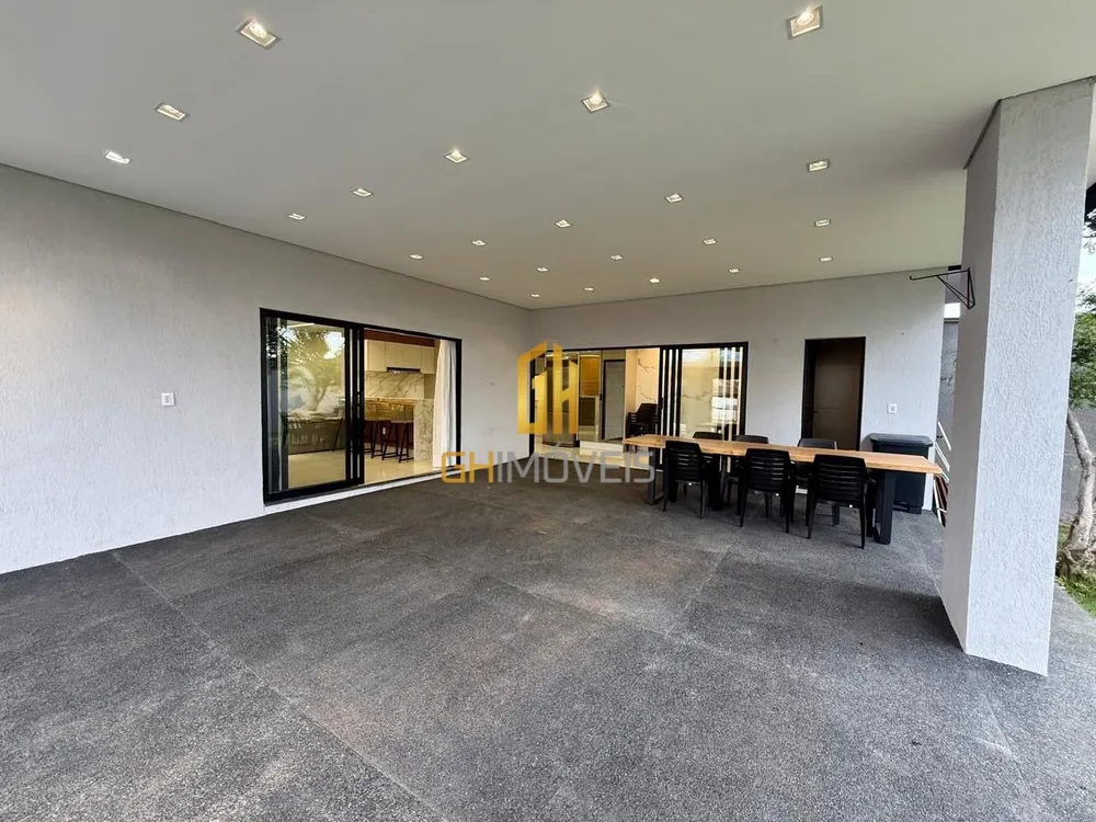 Casa, 3 quartos, 203 m² - Foto 4