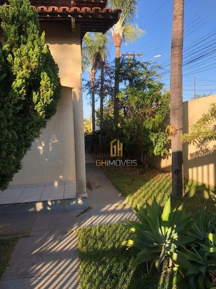 Casa, 4 quartos, 283 m² - Foto 2