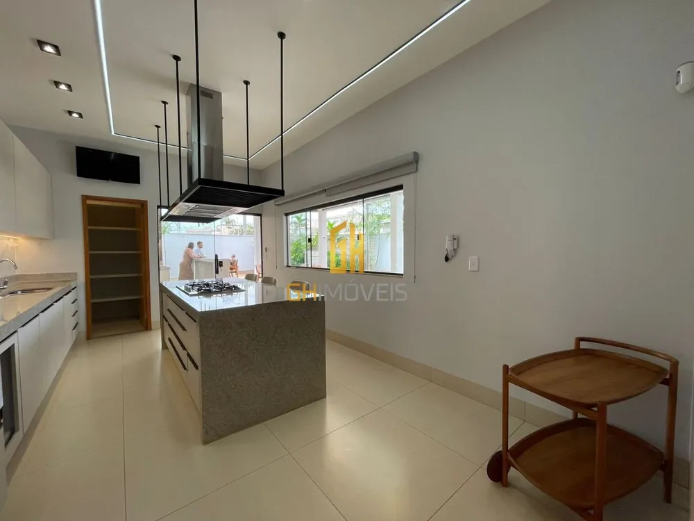 Casa, 3 quartos, 187 m² - Foto 1
