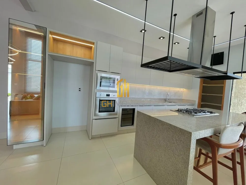Casa, 3 quartos, 187 m² - Foto 3