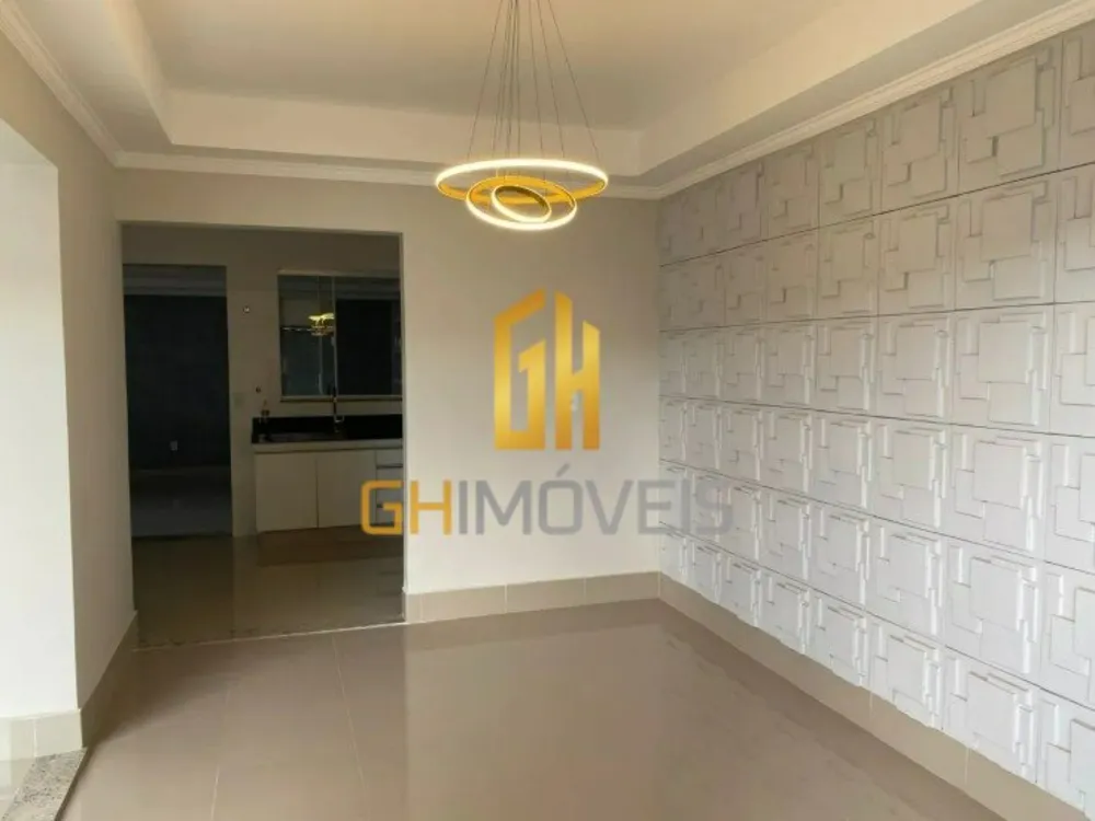 Casa, 4 quartos, 190 m² - Foto 1