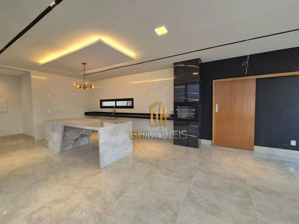 Sobrado, 5 quartos, 282 m² - Foto 2