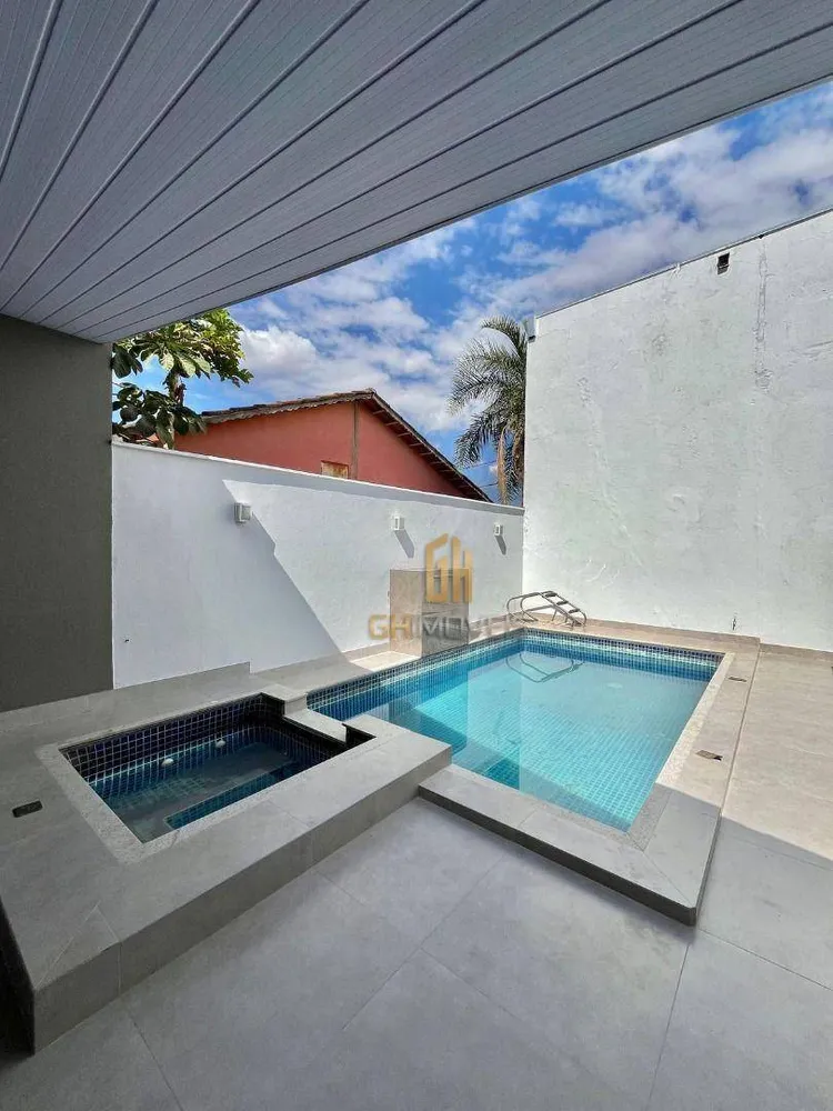 Casa, 3 quartos, 172 m² - Foto 2