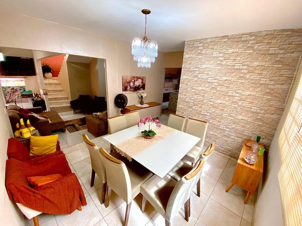 Casa, 4 quartos, 240 m² - Foto 6