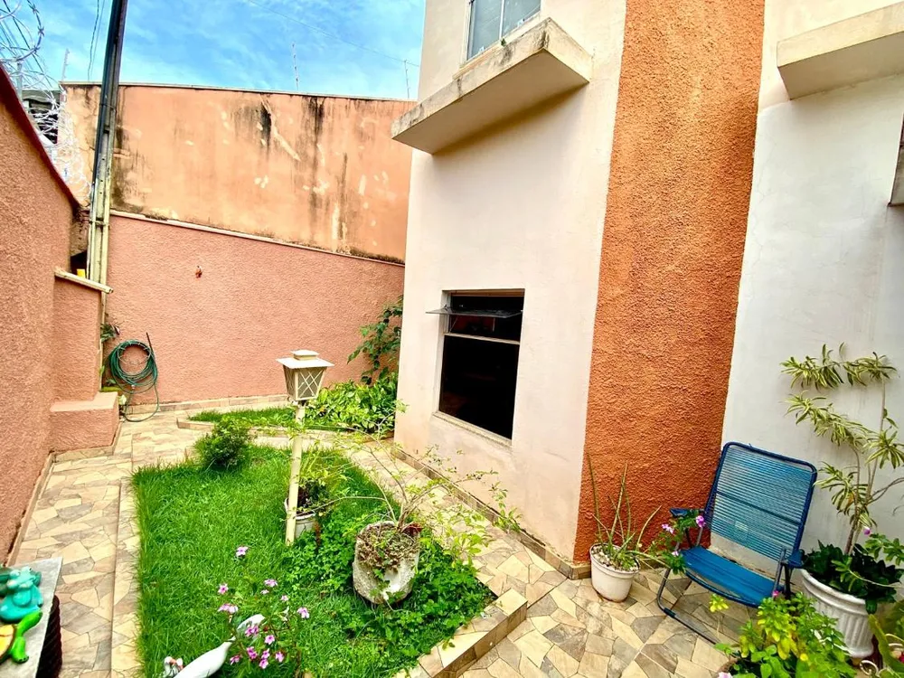 Casa, 4 quartos, 240 m² - Foto 8