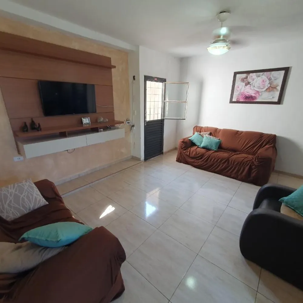 Casa, 2 quartos, 156 m² - Foto 1