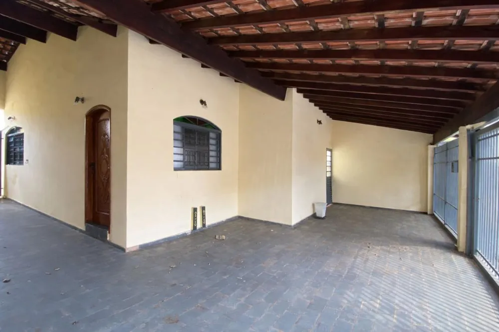 Casa, 3 quartos, 209 m² - Foto 2