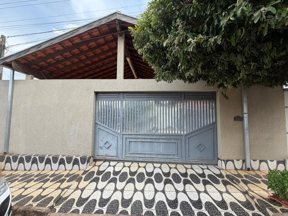 Casa, 3 quartos, 151 m² - Foto 1