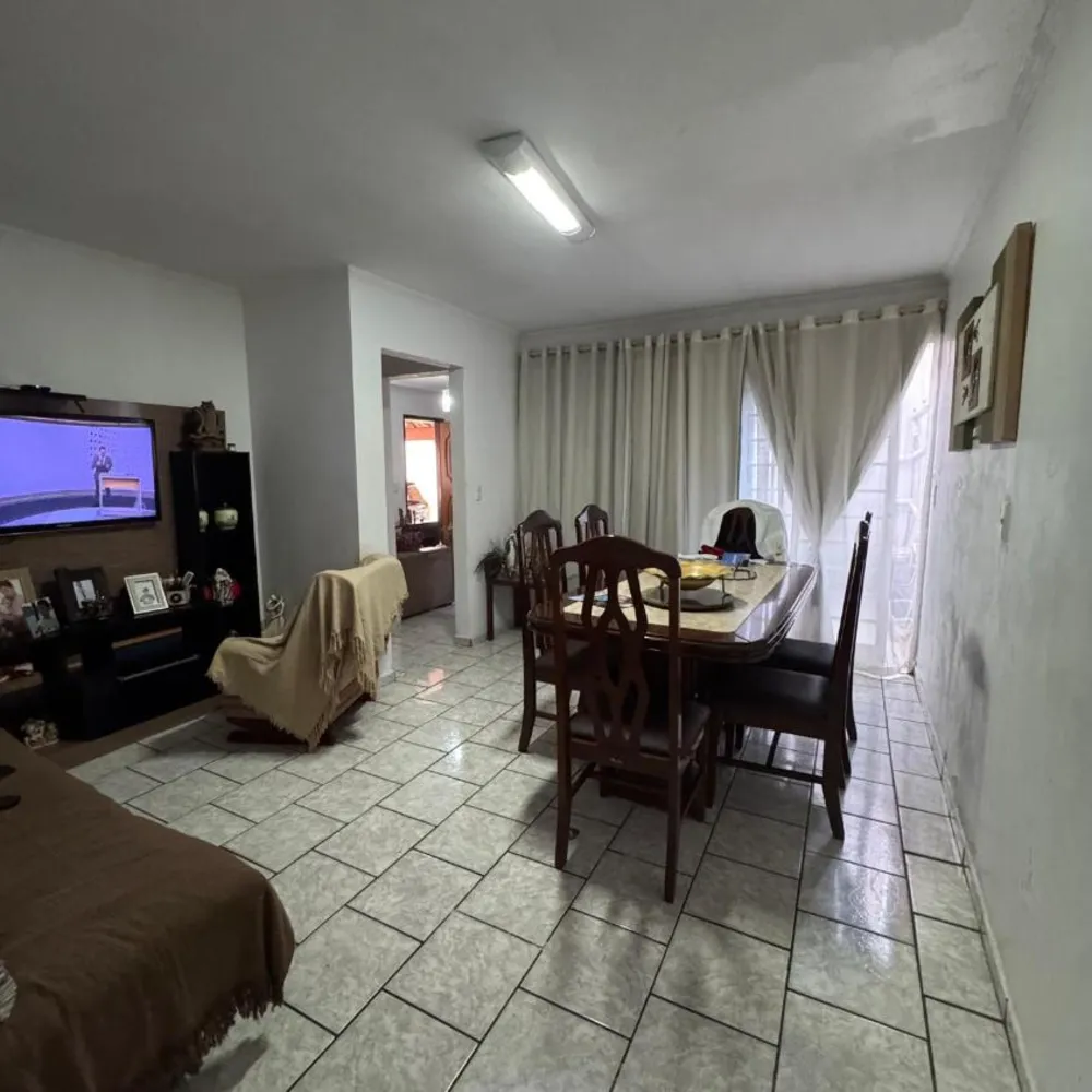 Casa, 2 quartos, 180 m² - Foto 3