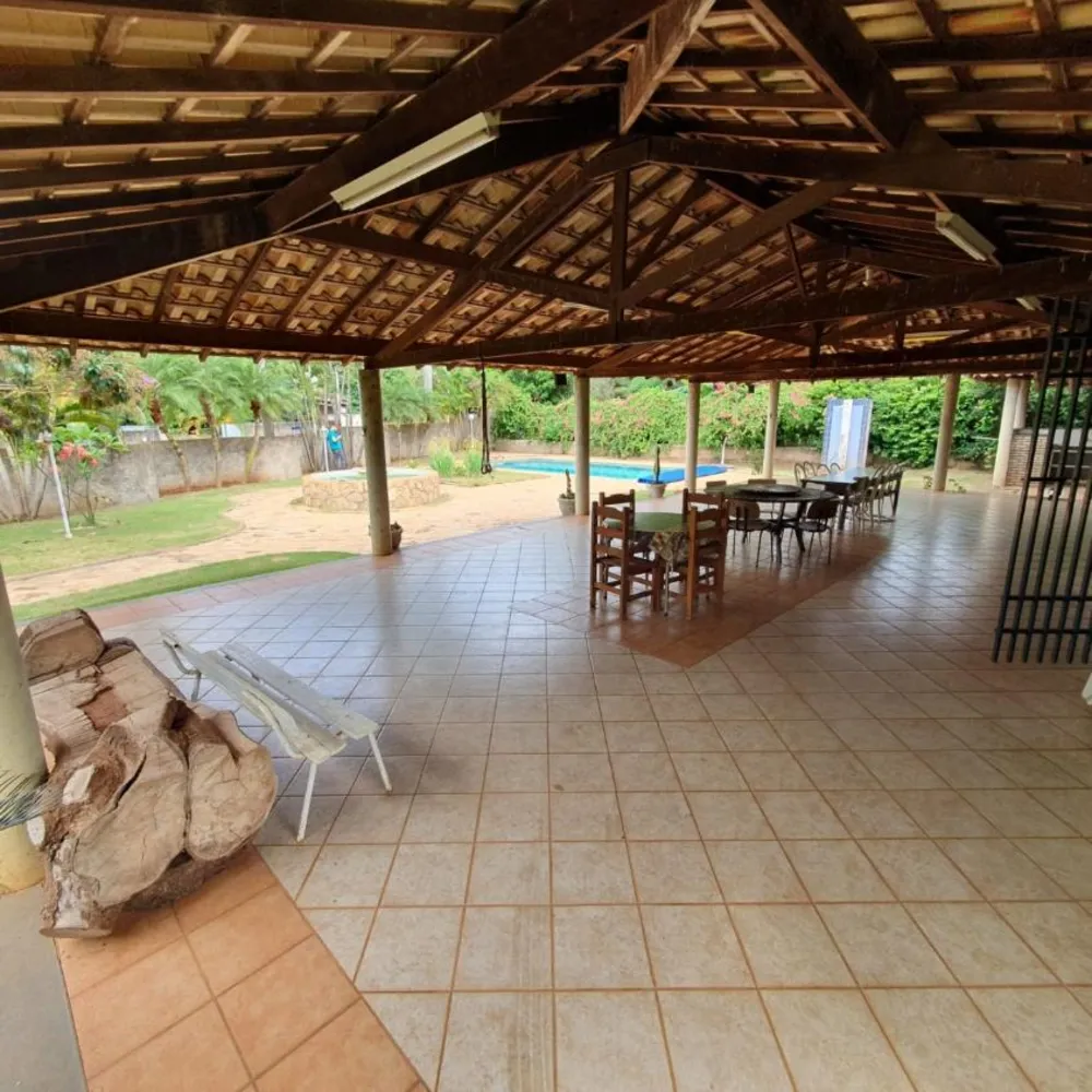 Chácara, 4 quartos, 2052 m² - Foto 2