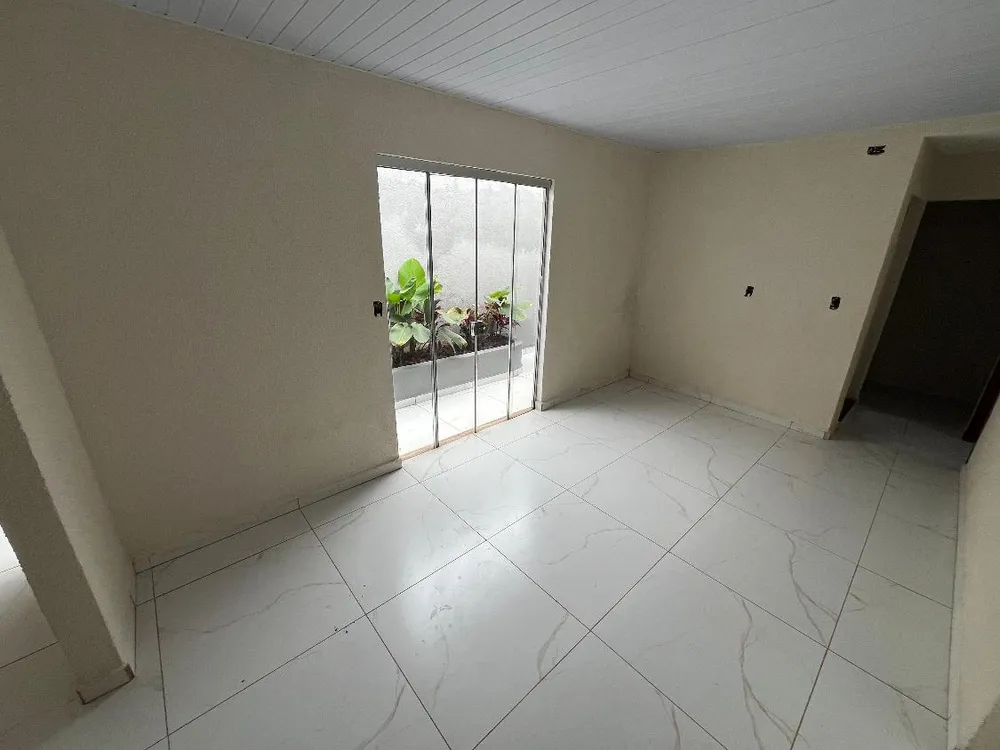 Casa, 3 quartos, 180 m² - Foto 2