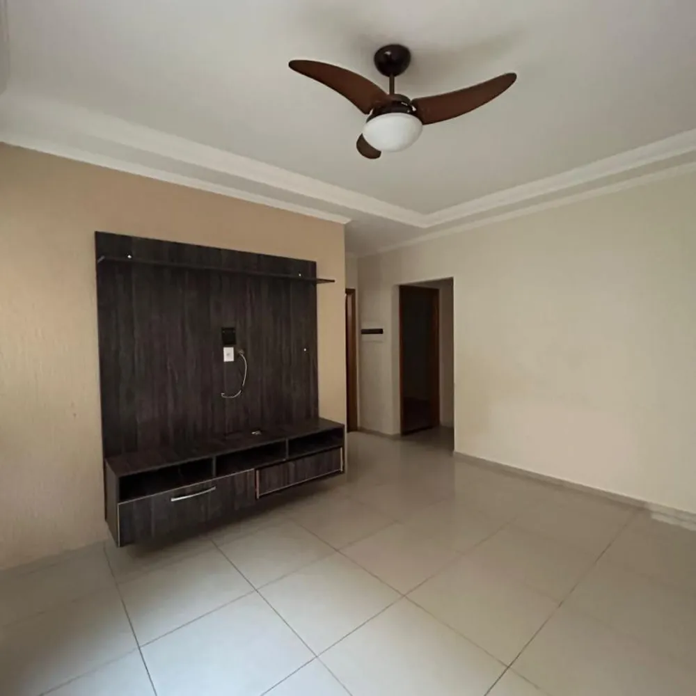 Casa, 3 quartos, 198 m² - Foto 2