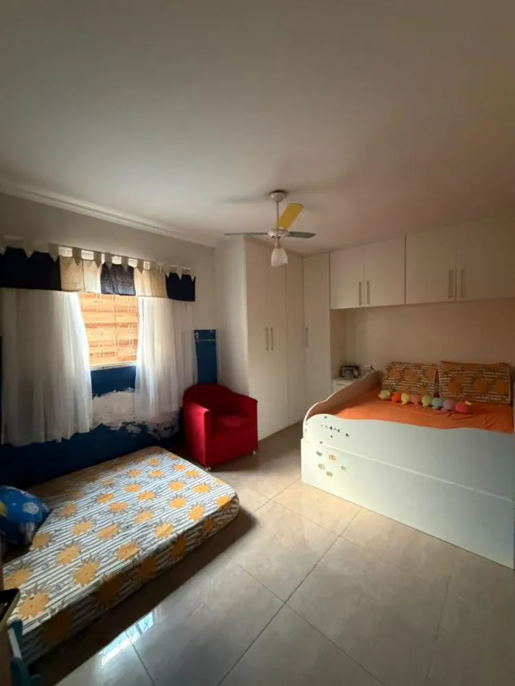 Casa, 2 quartos, 178 m² - Foto 4