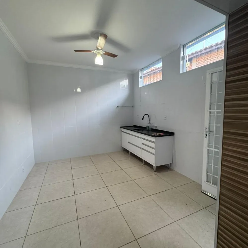 Casa, 3 quartos, 206 m² - Foto 4