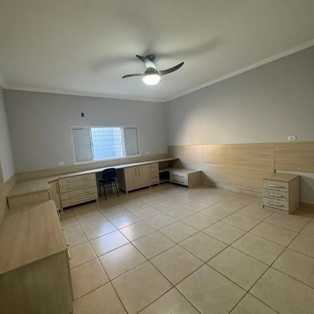 Casa, 3 quartos, 206 m² - Foto 3