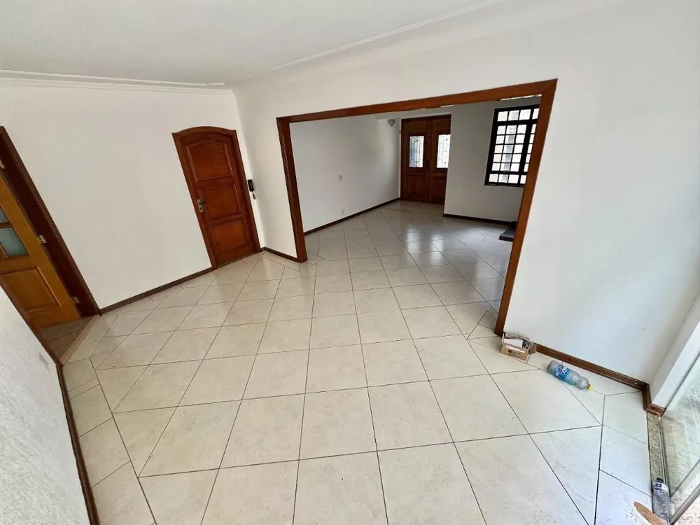 Casa, 3 quartos, 276 m² - Foto 3