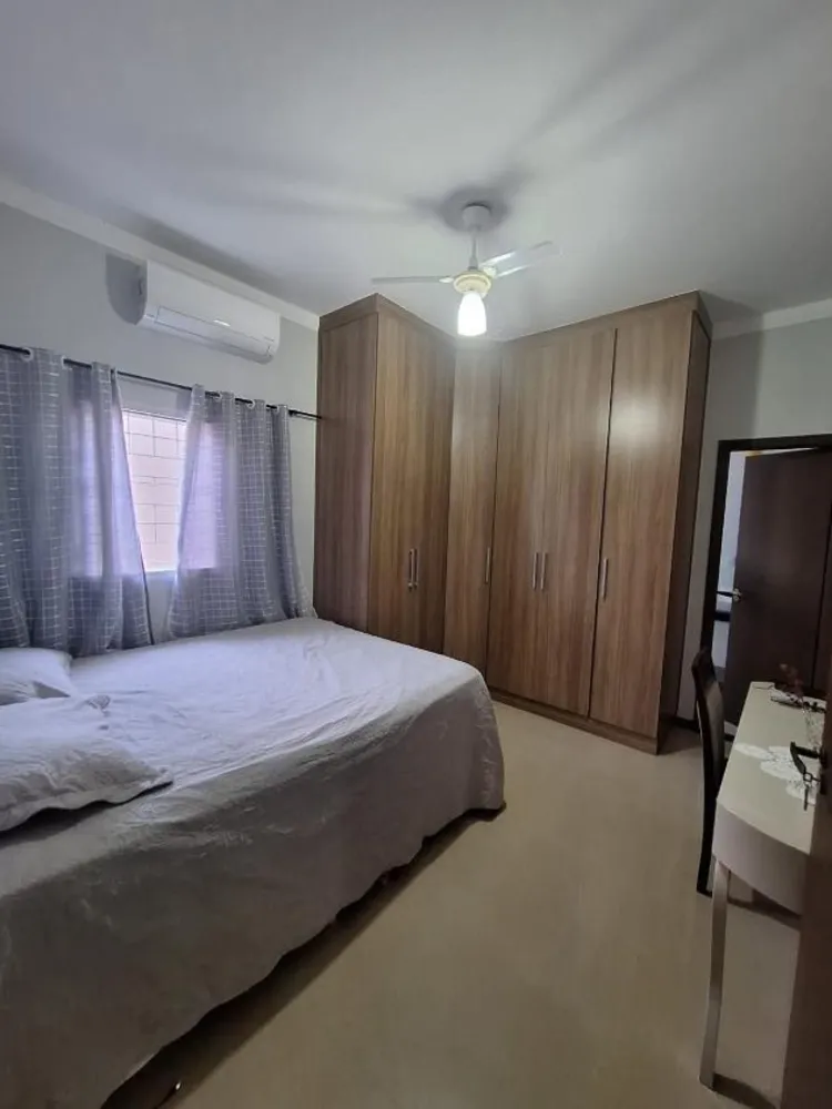 Casa, 3 quartos, 225 m² - Foto 8