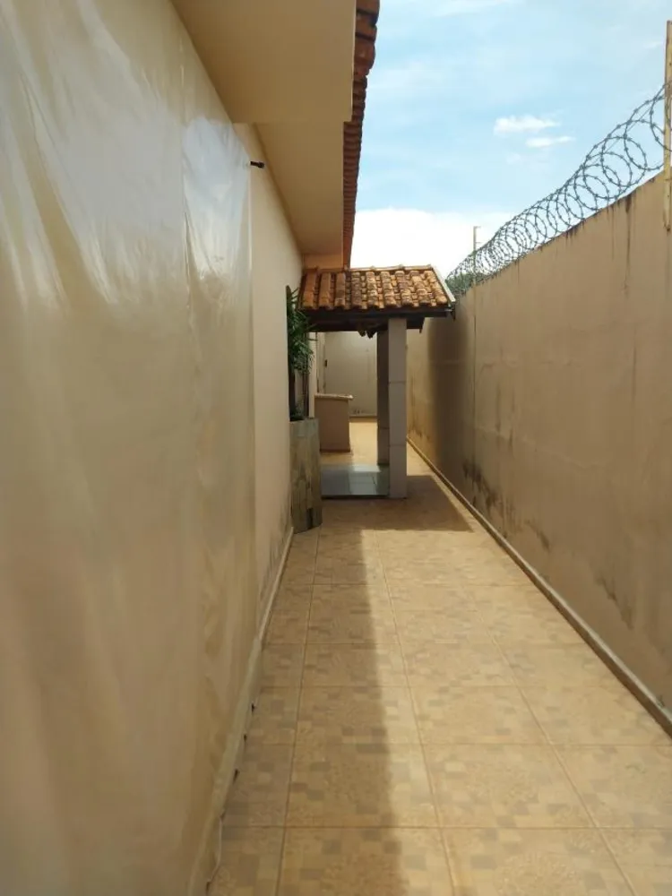 Casa, 4 quartos, 240 m² - Foto 11