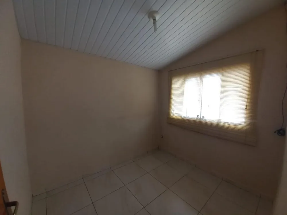 Casa, 4 quartos, 240 m² - Foto 10