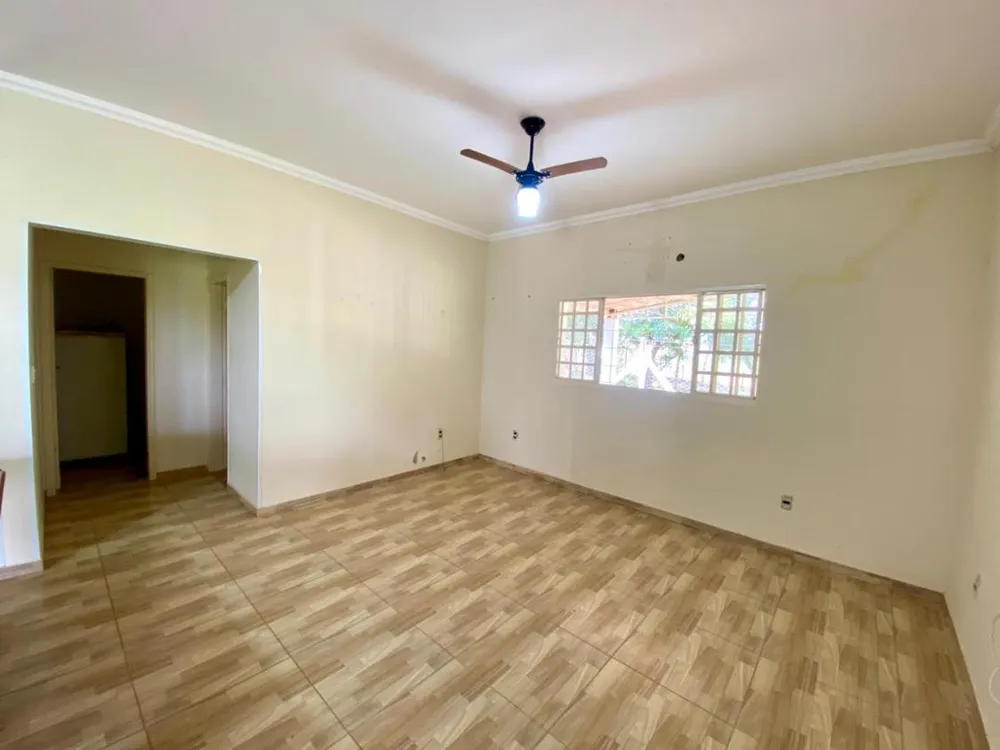 Chácara, 3 quartos, 1009 m² - Foto 5