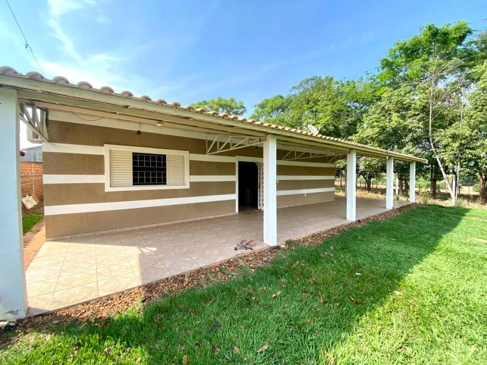 Chácara, 3 quartos, 1009 m² - Foto 1