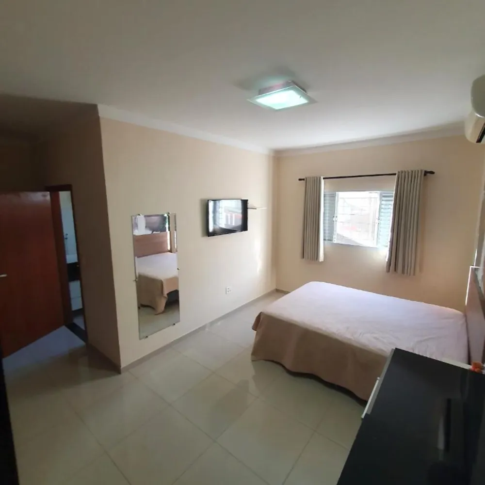Casa, 3 quartos, 240 m² - Foto 8