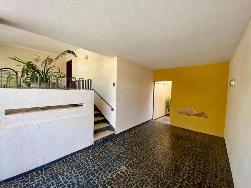 Casa, 3 quartos, 244 m² - Foto 3