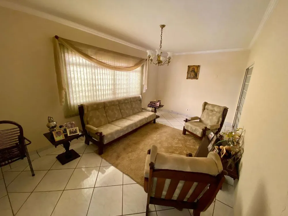 Casa, 3 quartos, 244 m² - Foto 8
