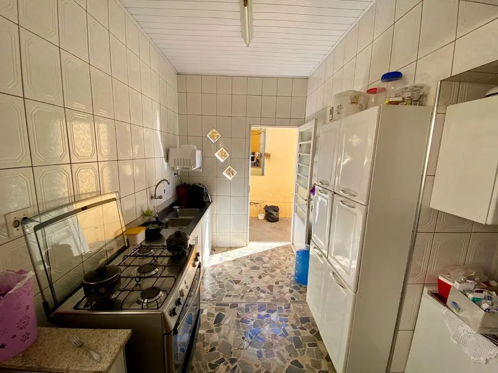 Casa, 3 quartos, 244 m² - Foto 1