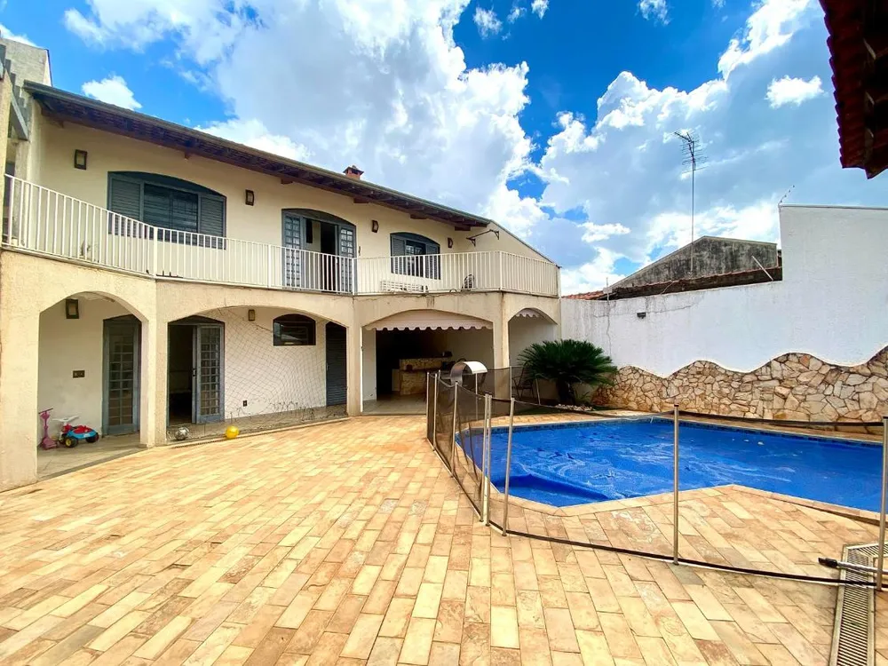 Casa, 6 quartos, 351 m² - Foto 3