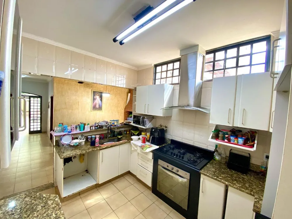 Casa, 6 quartos, 351 m² - Foto 2