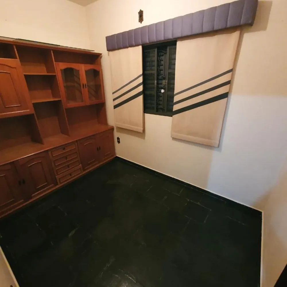 Casa, 3 quartos, 218 m² - Foto 4