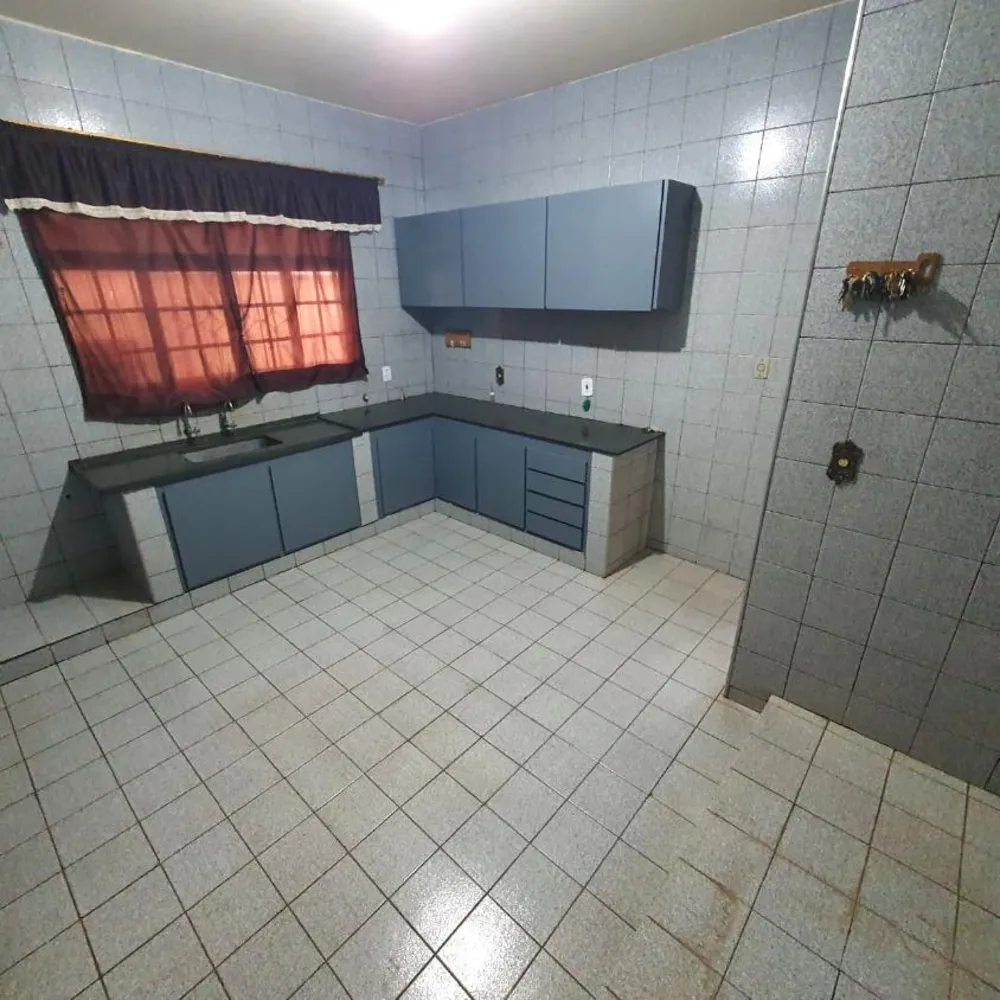 Casa, 3 quartos, 218 m² - Foto 6