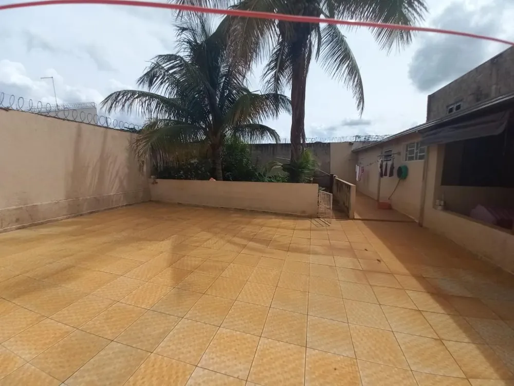 Casa, 4 quartos, 210 m² - Foto 11