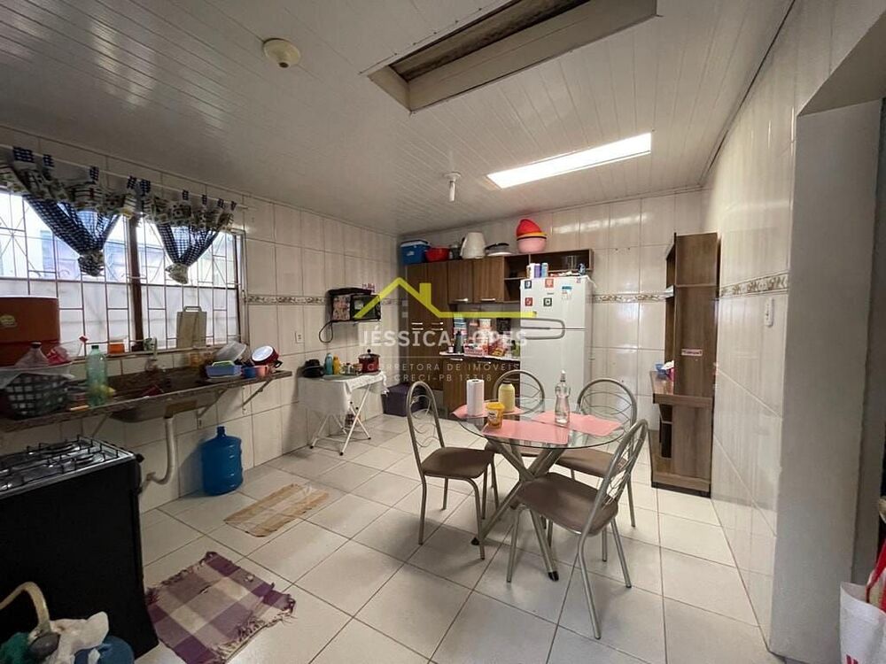 Casa, 5 quartos, 250 m² - Foto 1