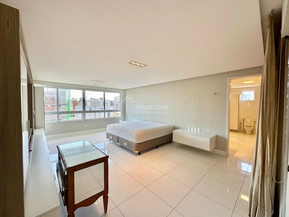 Apartamento à venda com 5 quartos, 426m² - Foto 3