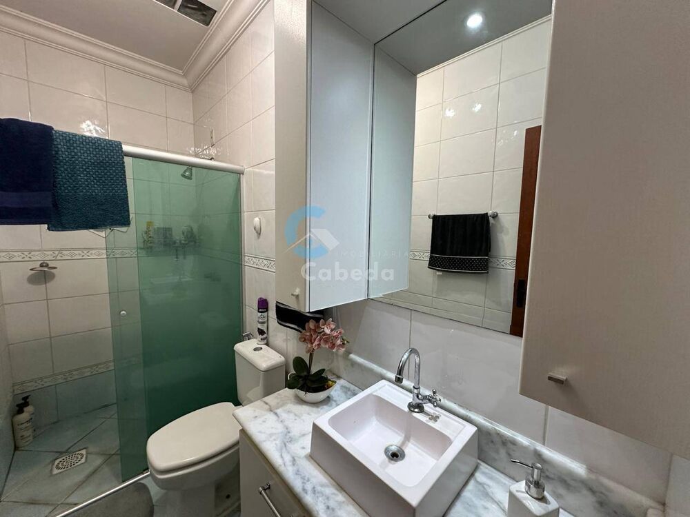 Casa à venda com 3 quartos, 80m² - Foto 2