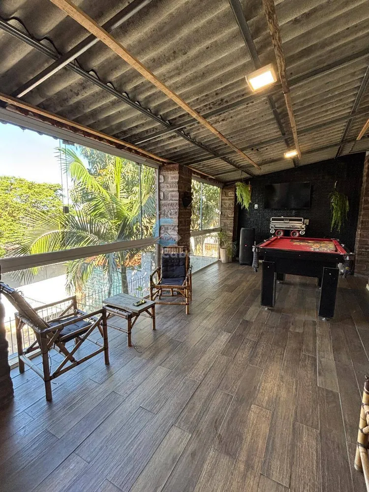 Casa, 3 quartos, 272 m² - Foto 3