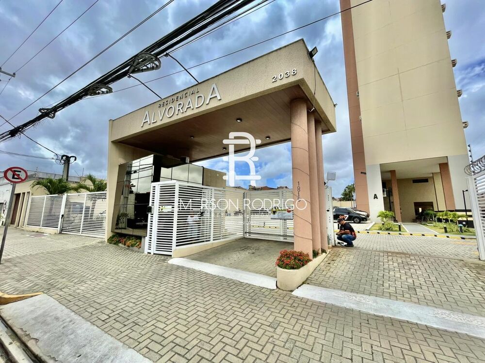 Apartamento à venda com 3 quartos, 75m² - Foto 4
