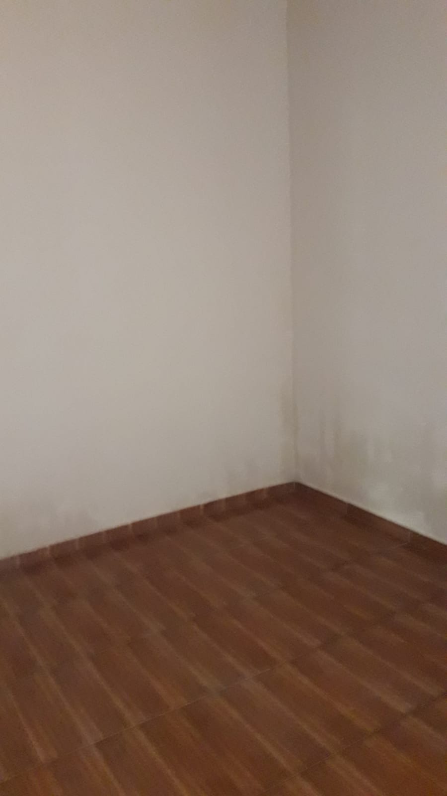 Casa para alugar com 1 quarto, 40m² - Foto 2