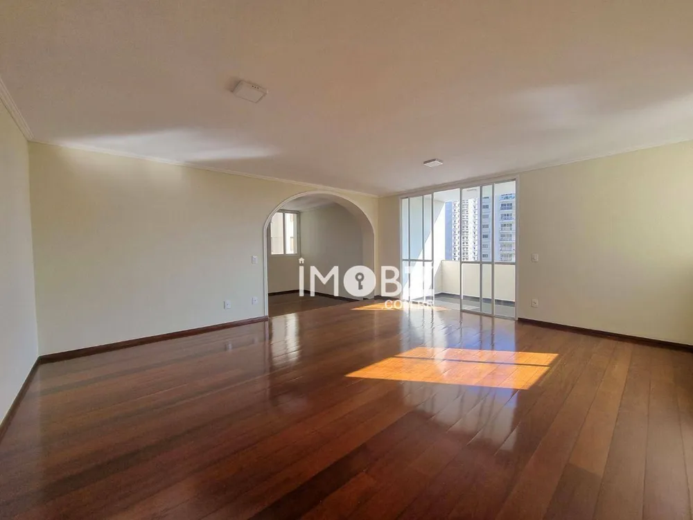 Apartamento, 4 quartos, 211 m² - Foto 2