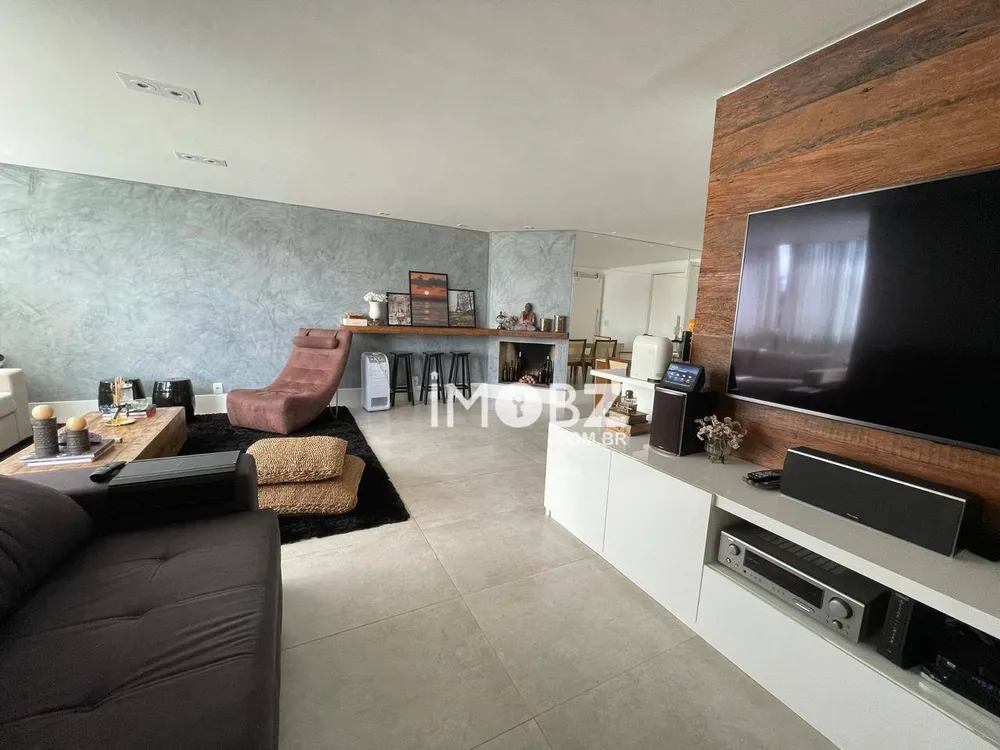 Apartamento, 3 quartos, 130 m² - Foto 2