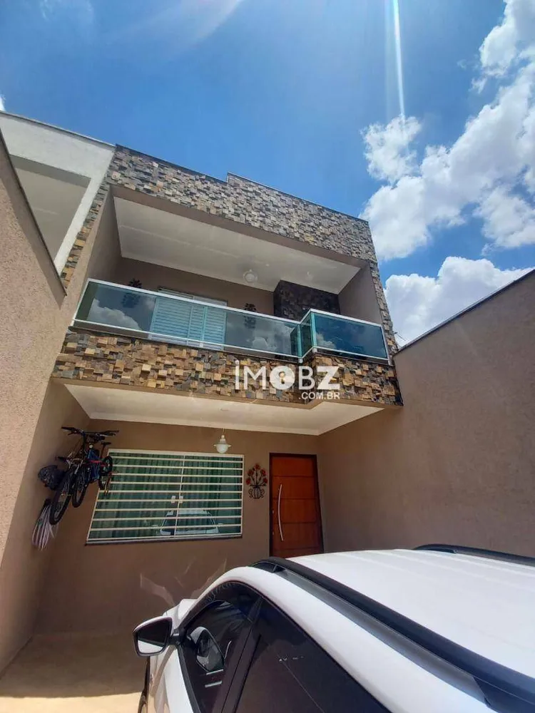 Casa, 3 quartos, 125 m² - Foto 1