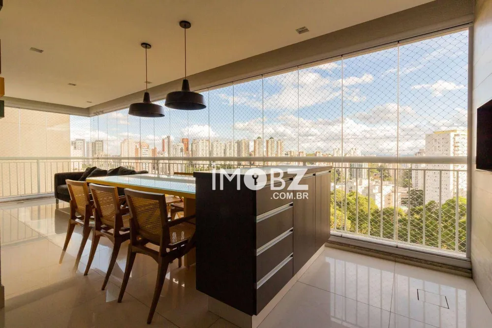 Apartamento, 4 quartos, 223 m² - Foto 1