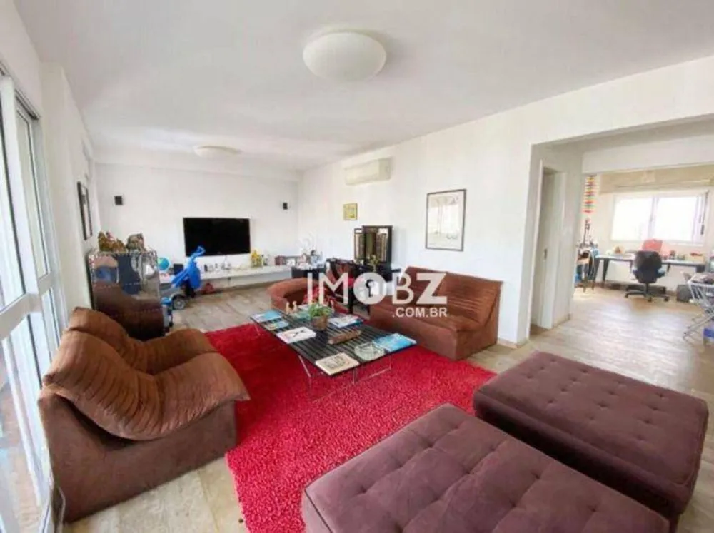 Apartamento, 3 quartos, 196 m² - Foto 2