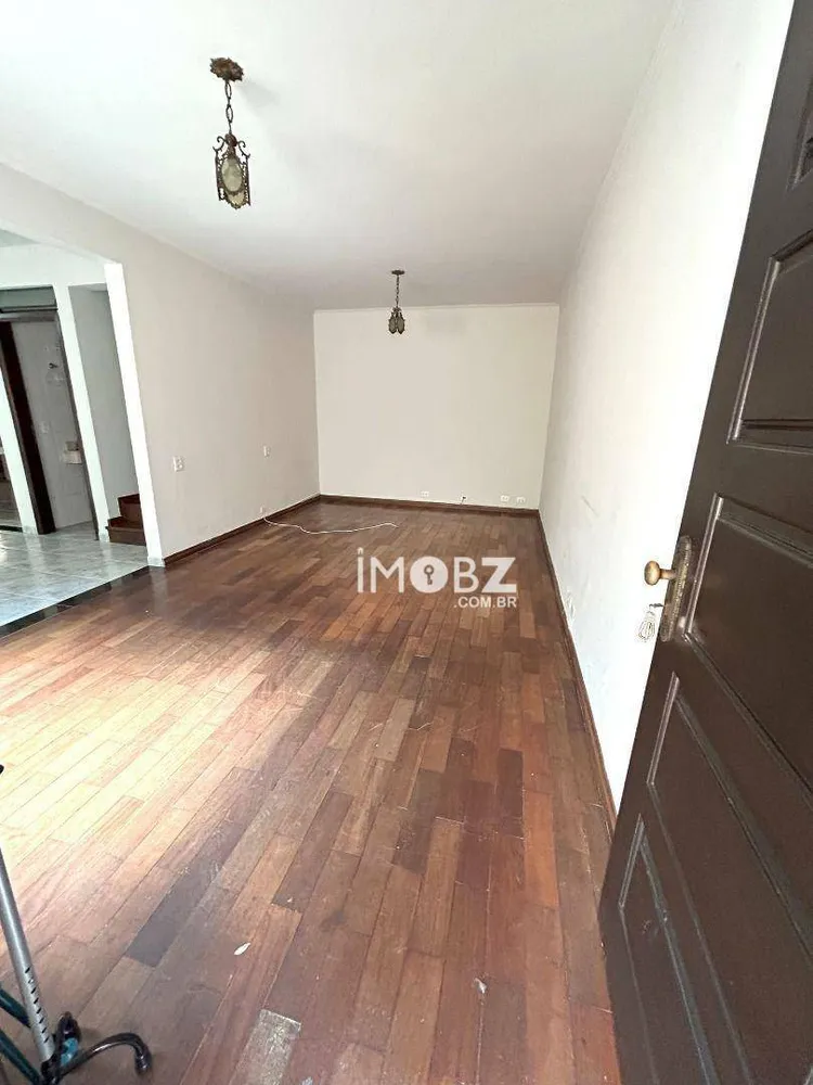 Casa, 3 quartos, 210 m² - Foto 1