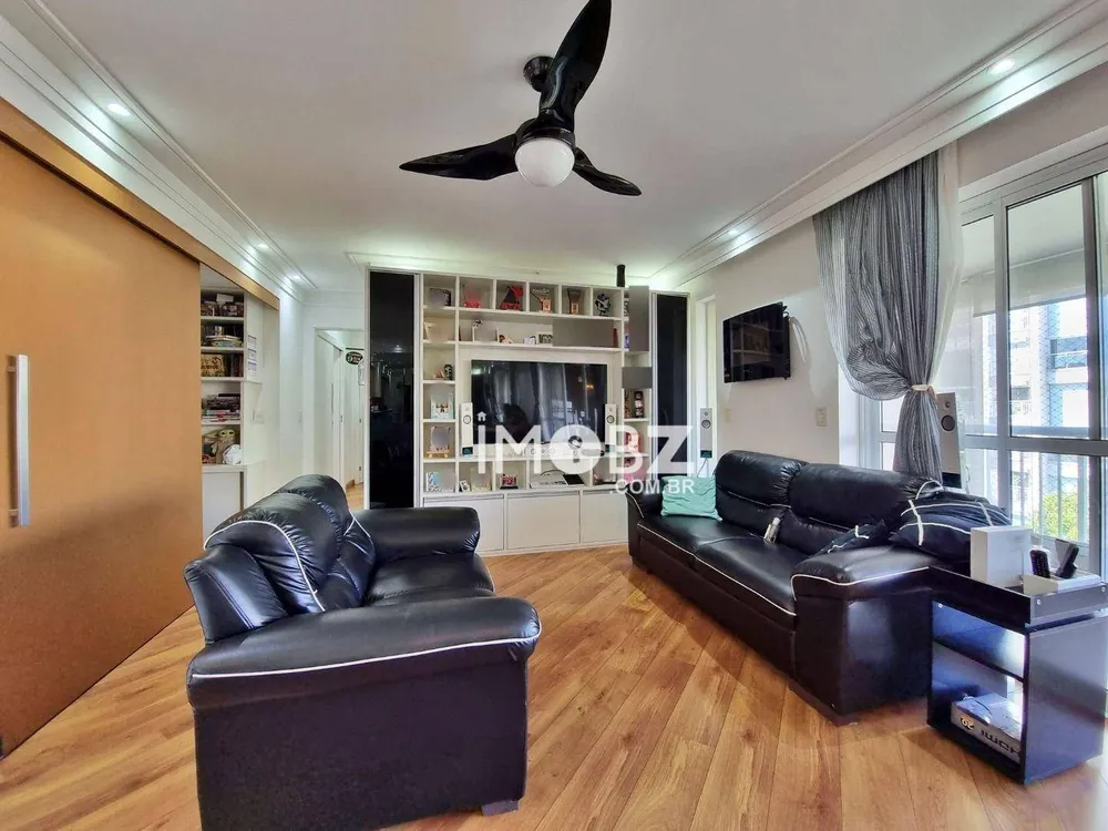 Apartamento, 3 quartos, 121 m² - Foto 2