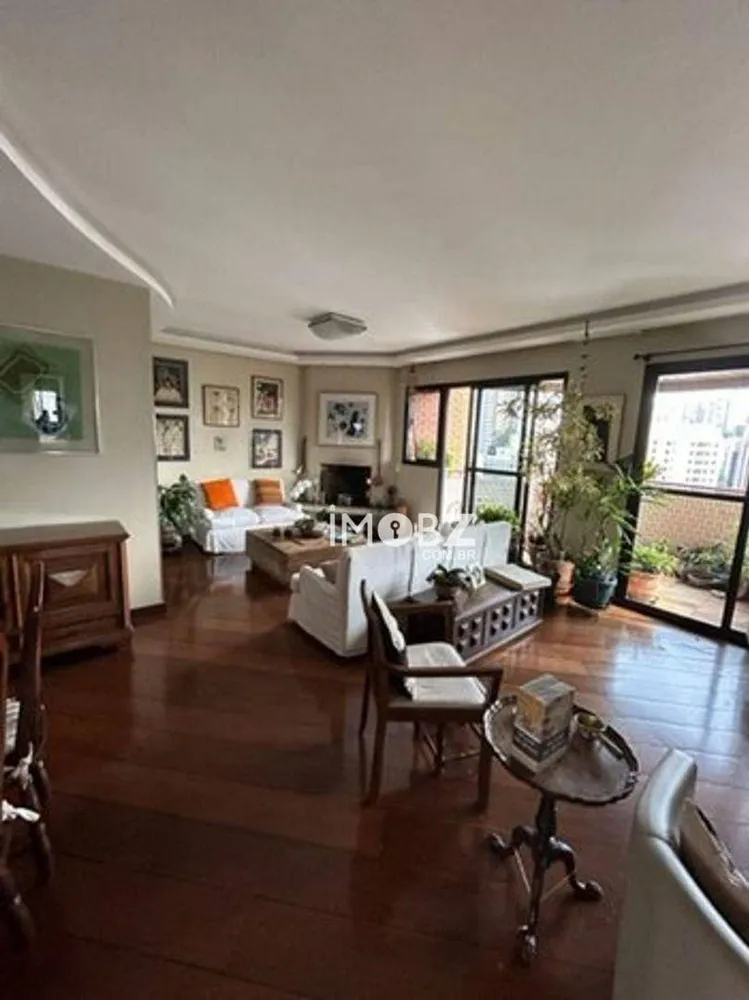 Apartamento, 3 quartos, 136 m² - Foto 1