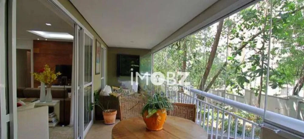Apartamento, 3 quartos, 122 m² - Foto 1