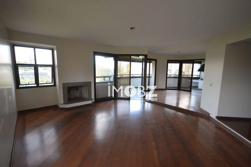 Apartamento, 4 quartos, 196 m² - Foto 2